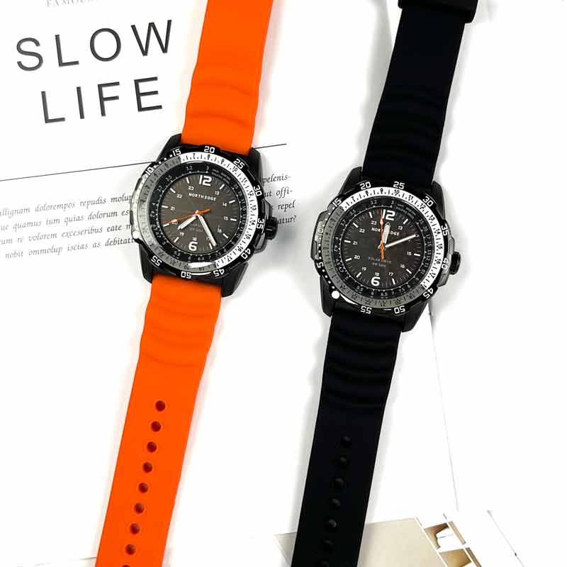 EVOQUE2 Solar Powered Luminous Pointer Exploration Mountaineering Camping 50M Waterproof - NORTHEDGE